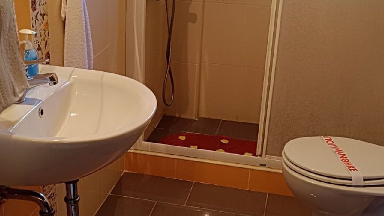 Photo of Bathroom in Gefira Mpania