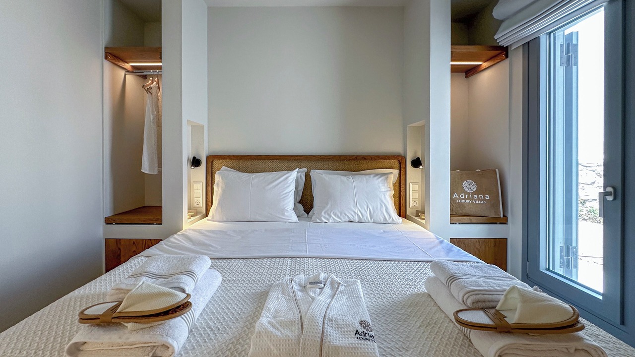 Photo of Bedroom in Adamas