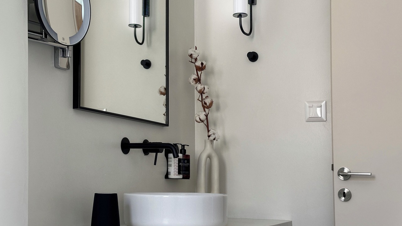 Photo of Bathroom in Adamas