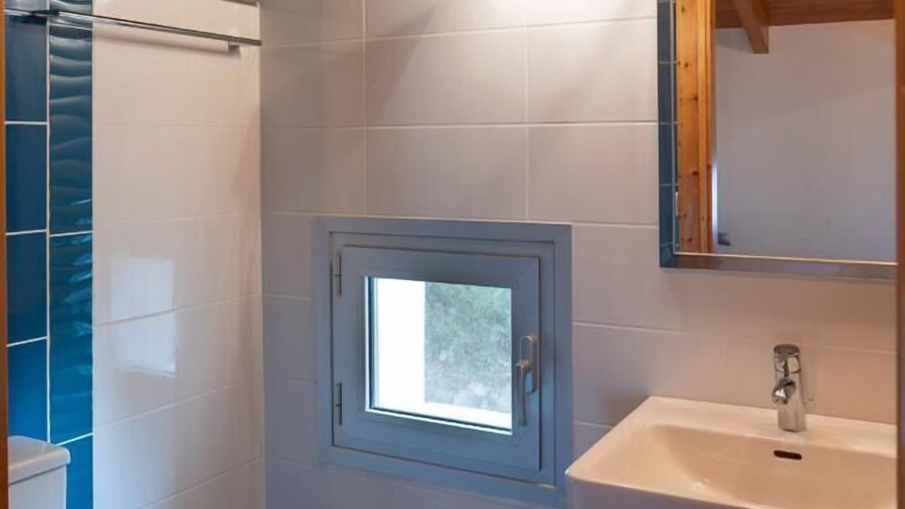 Photo of Bathroom in Agios Ioannis