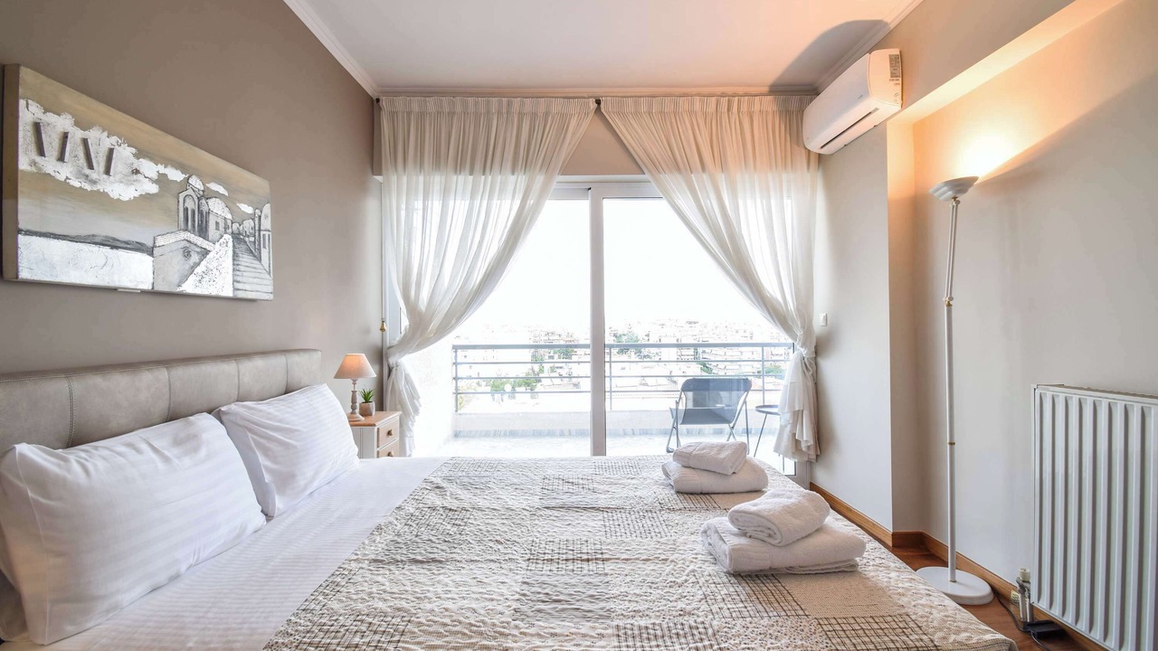 Photo of Bedroom in Alimos