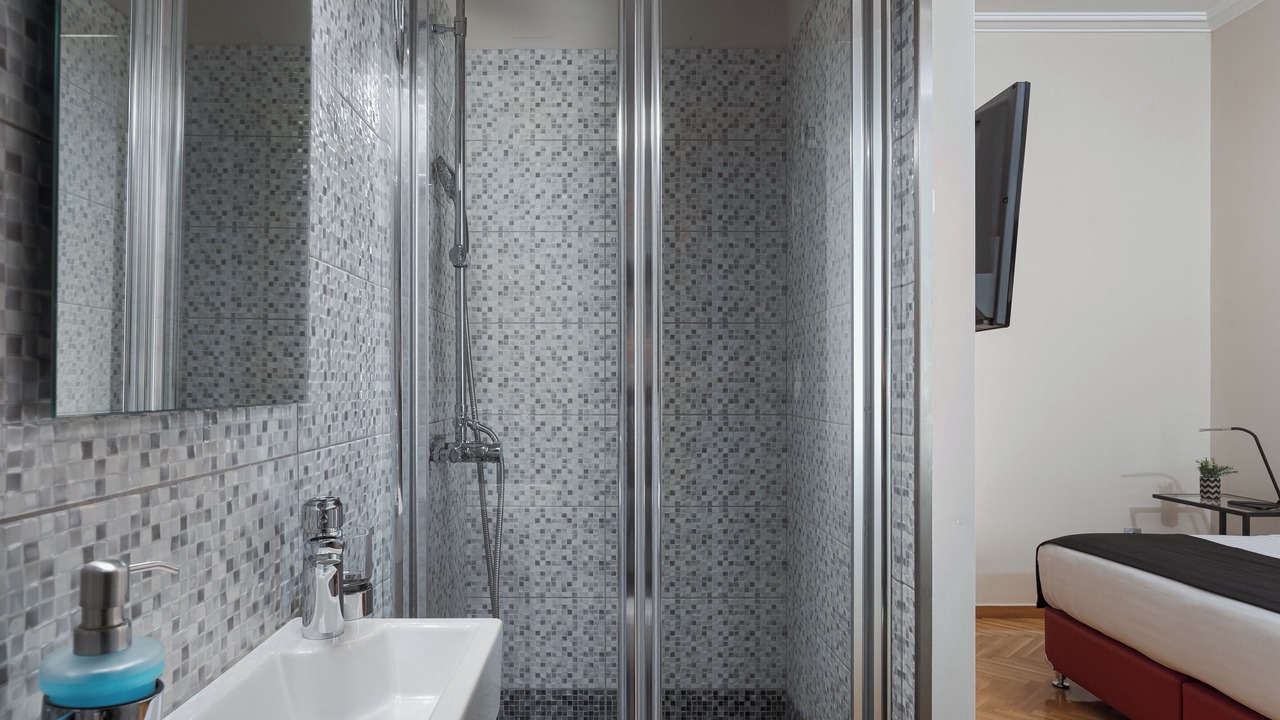 Photo of Bathroom in Ampelokipoi