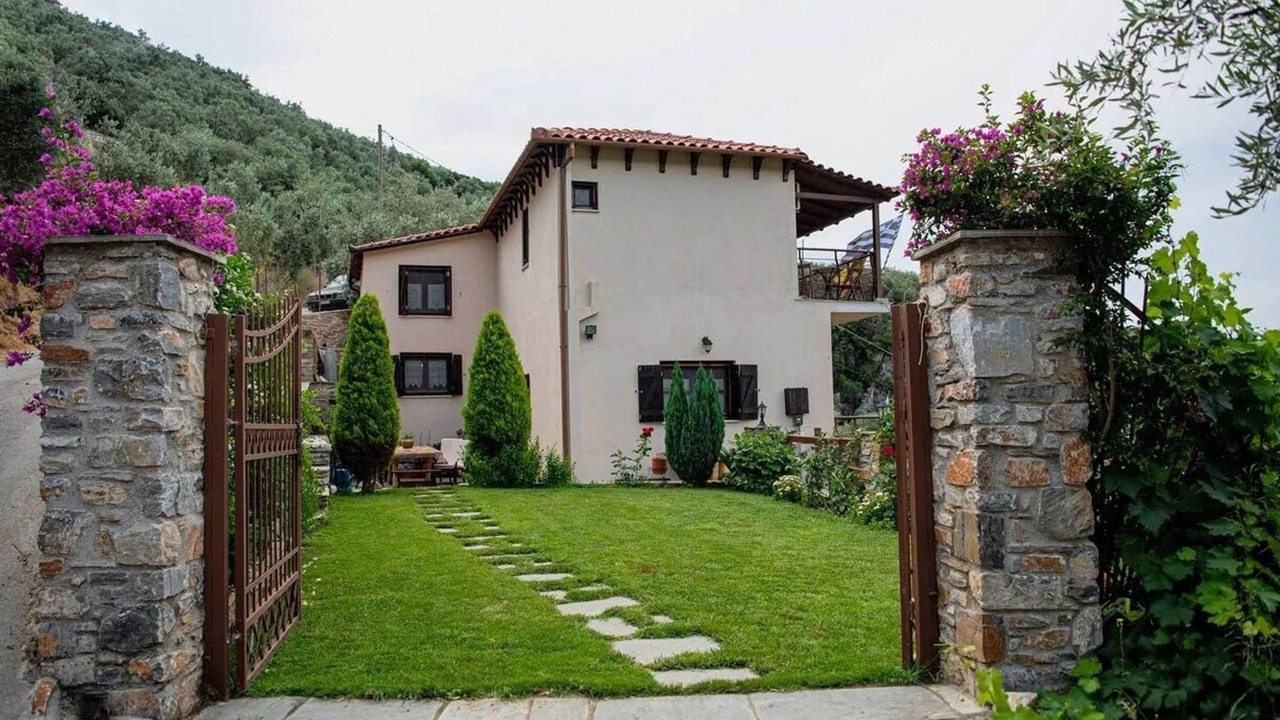 Photo of Outdoor in Afissos