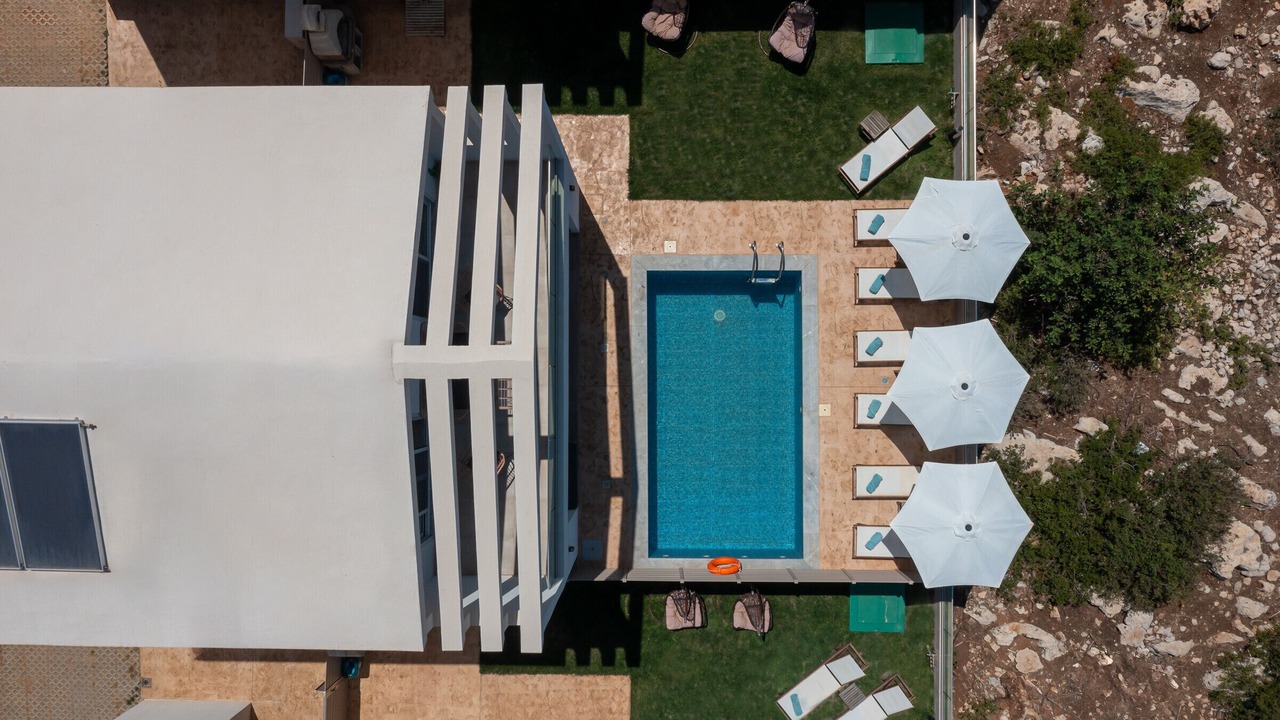 Photo of Outdoor in Gerani