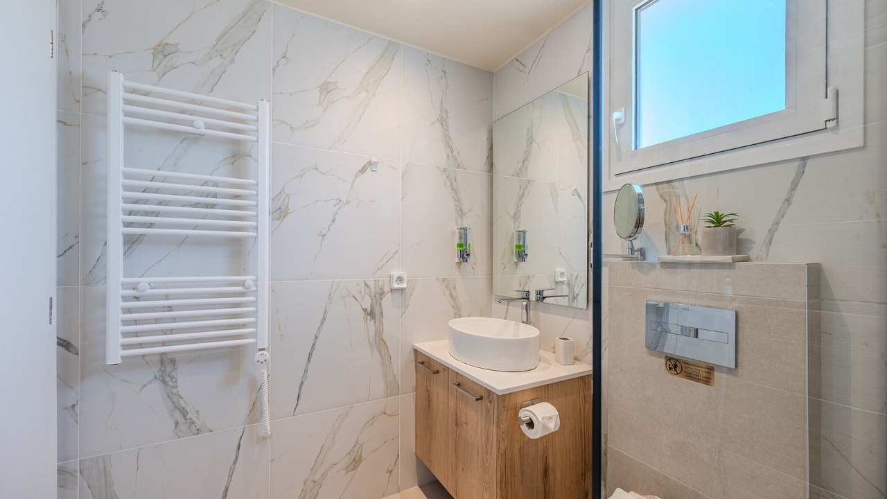 Photo of Bathroom in Gerani