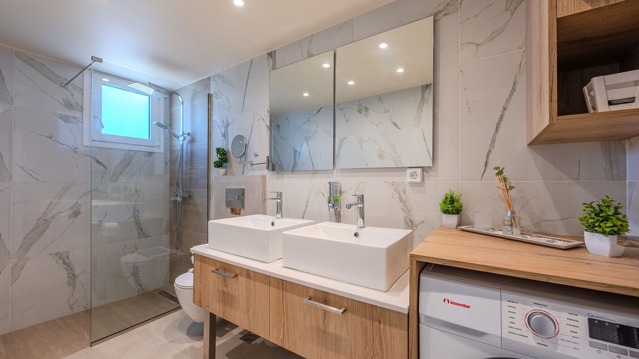 Photo of Bathroom in Gerani