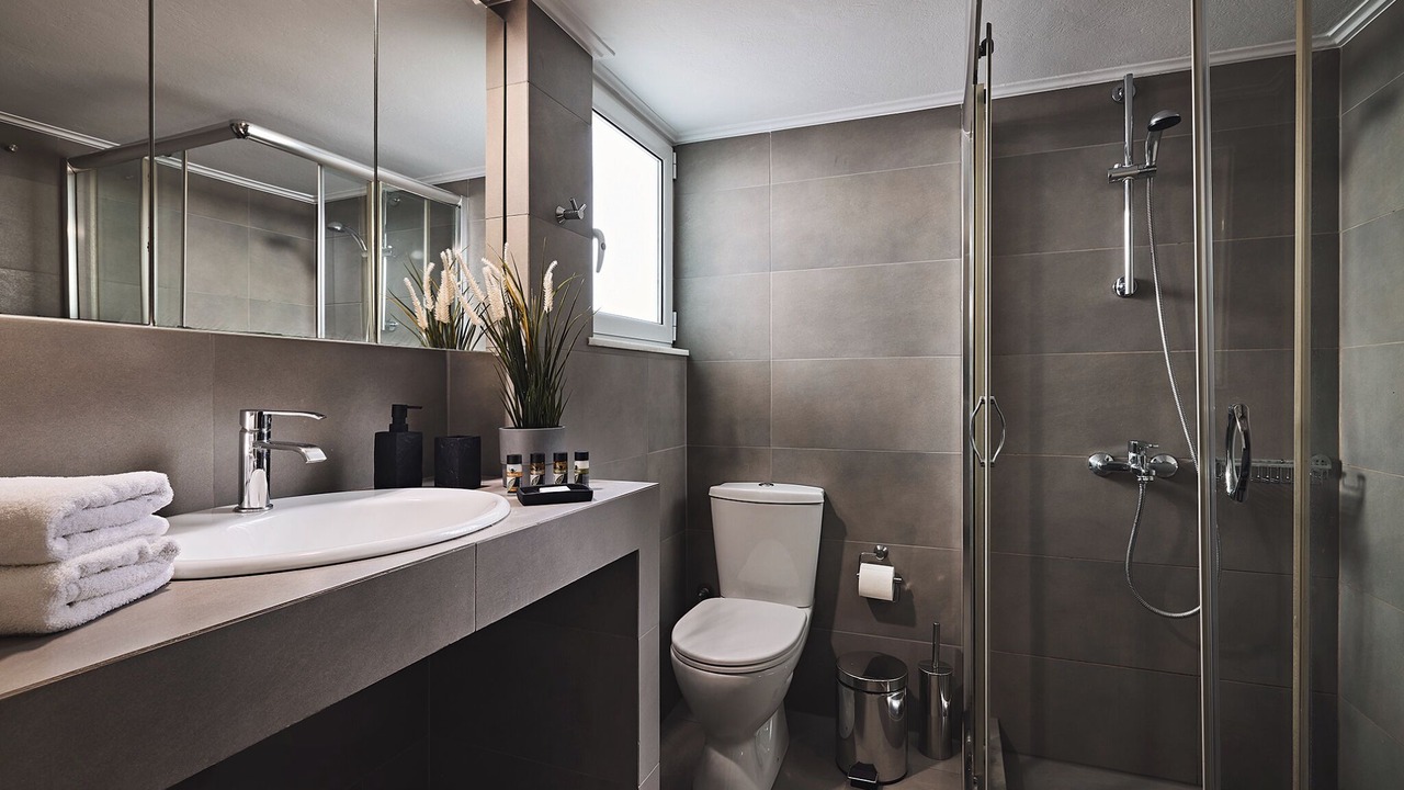 Photo of Bathroom in Mets
