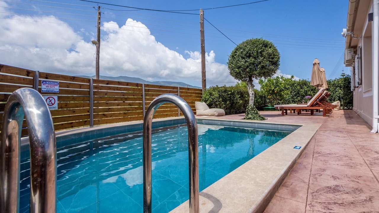 Photo of Outdoor in Alonia