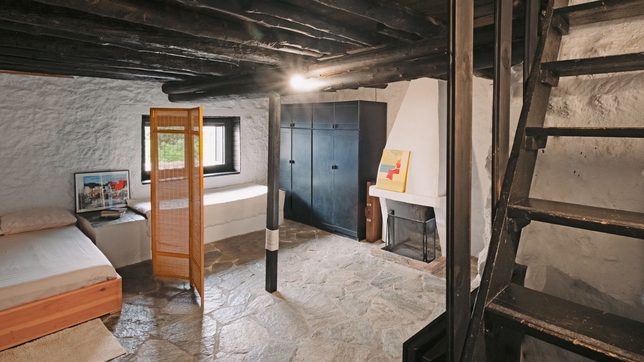 Photo of Bedroom in Diasella