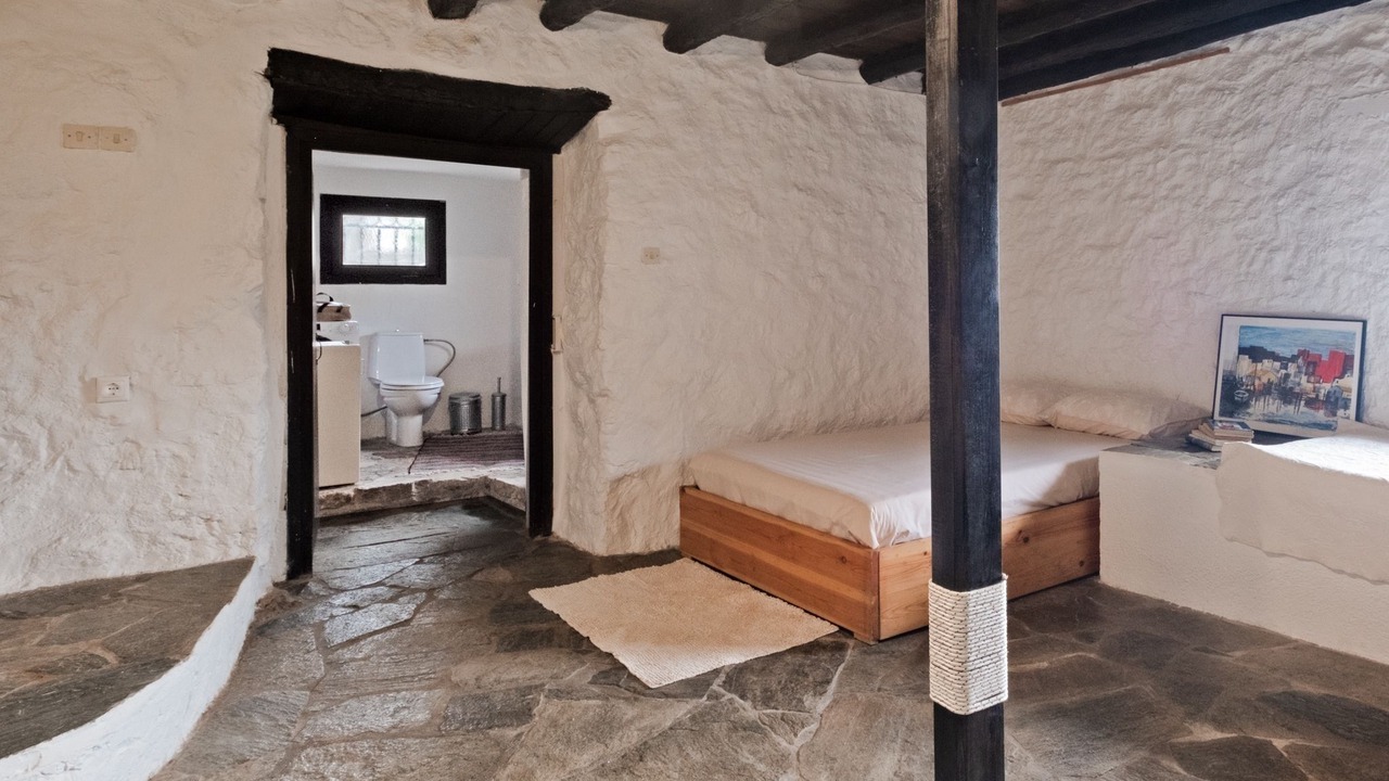 Photo of Bedroom in Diasella