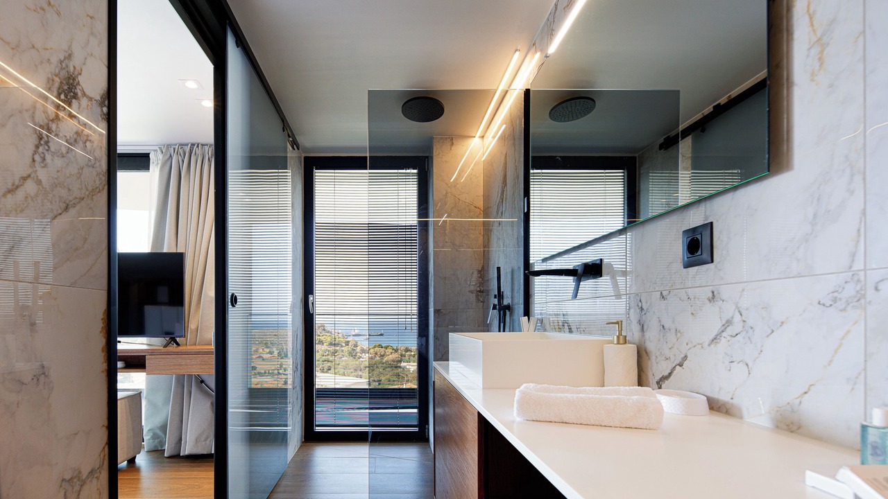 Photo of Bathroom in Akrotiri