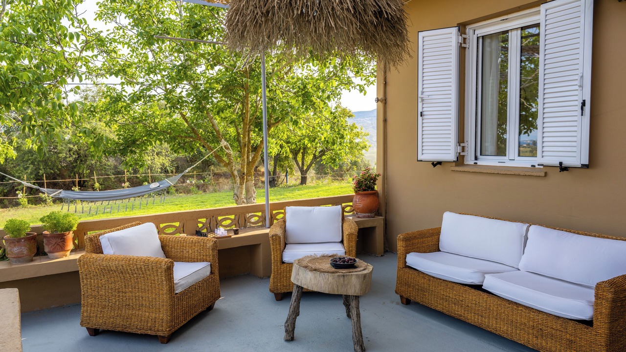 Photo of Patio Balcony in Loukerata