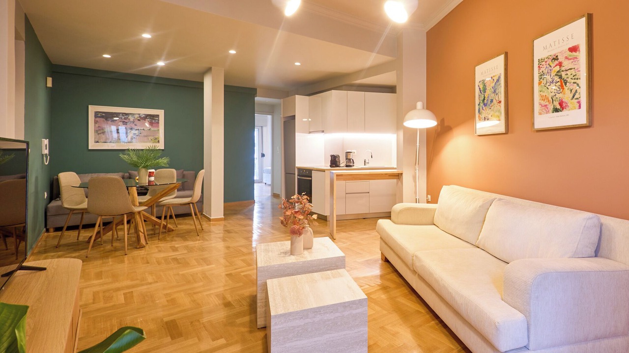 Photo of Livingroom in Ilisia