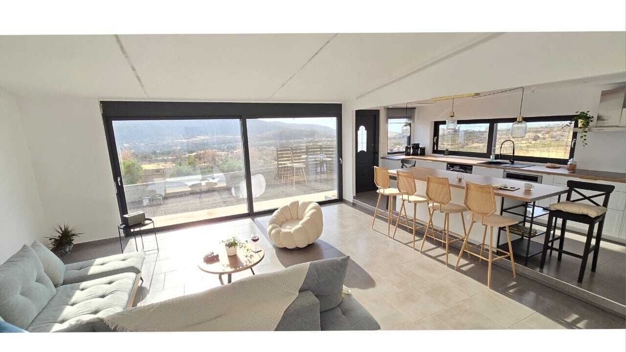 Photo of Livingroom in Saronikos