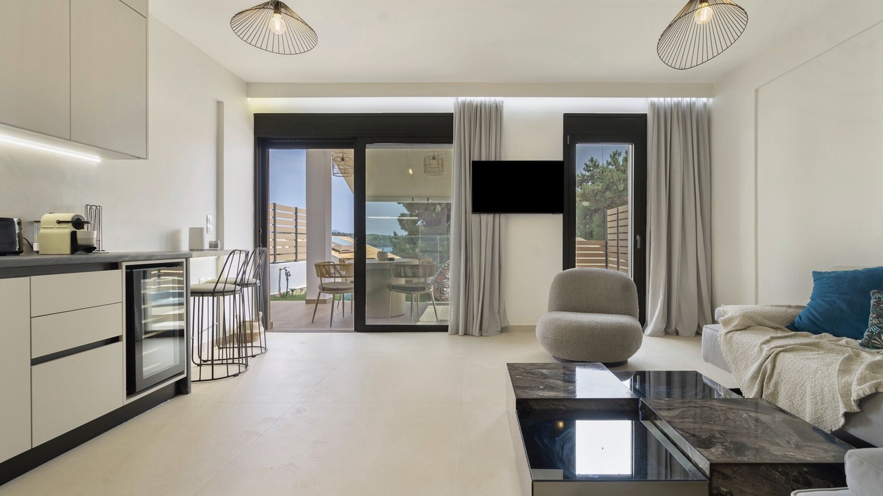 Photo of Livingroom in Perigiali