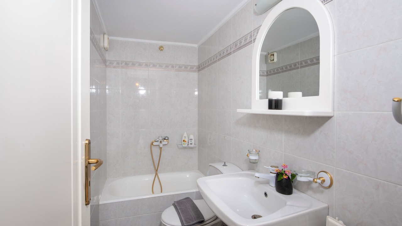 Photo of Bathroom in Rapaniana