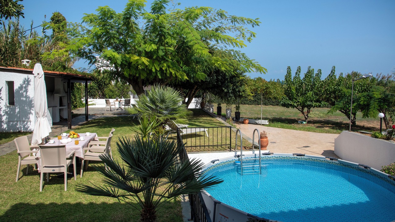 Photo of Outdoor in Rapaniana