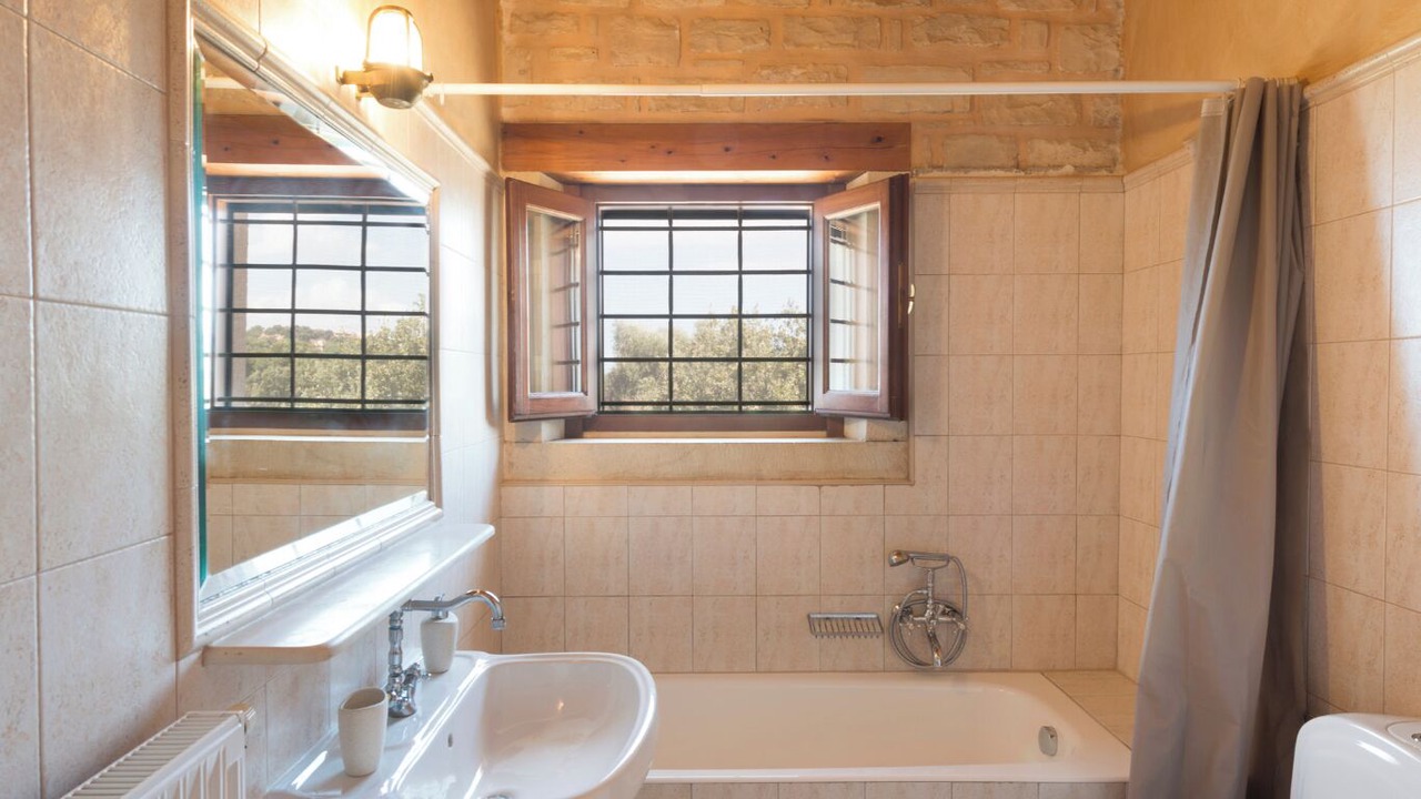 Photo of Bathroom in Atsipopoulo