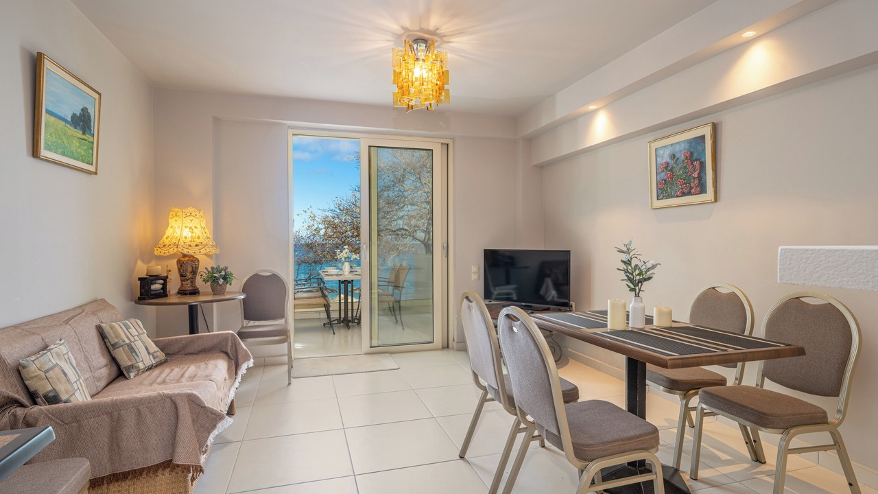Photo of Livingroom in Poros