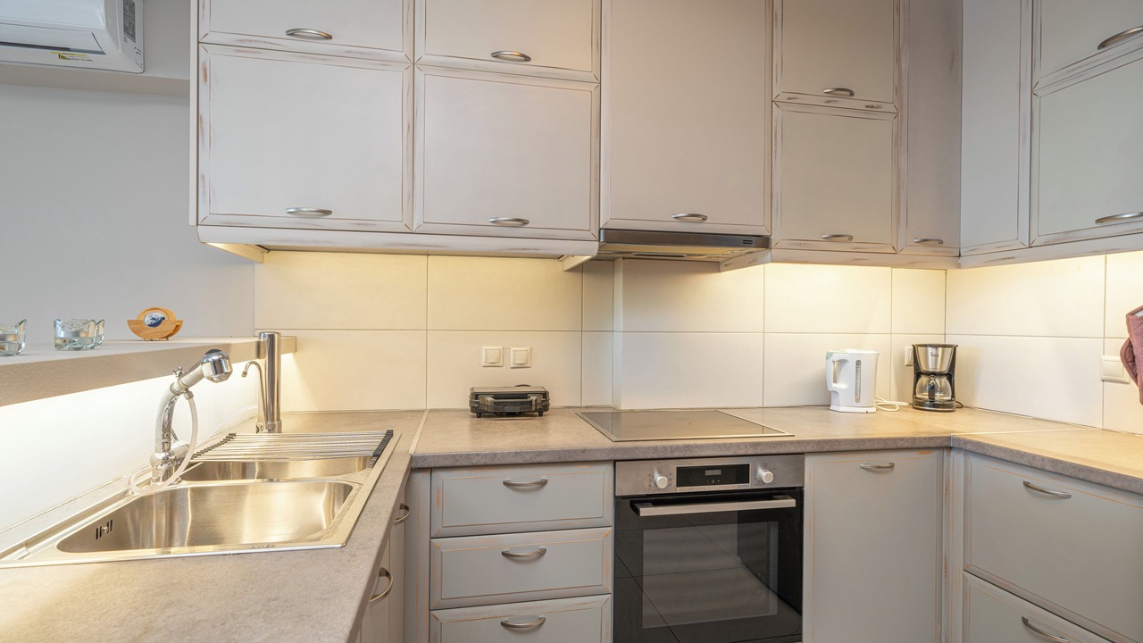 Photo of Kitchen in Poros