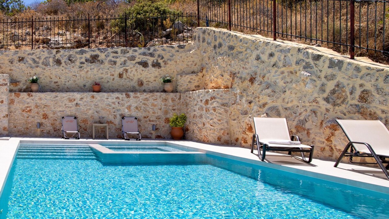 Photo of Outdoor in Makhairoi