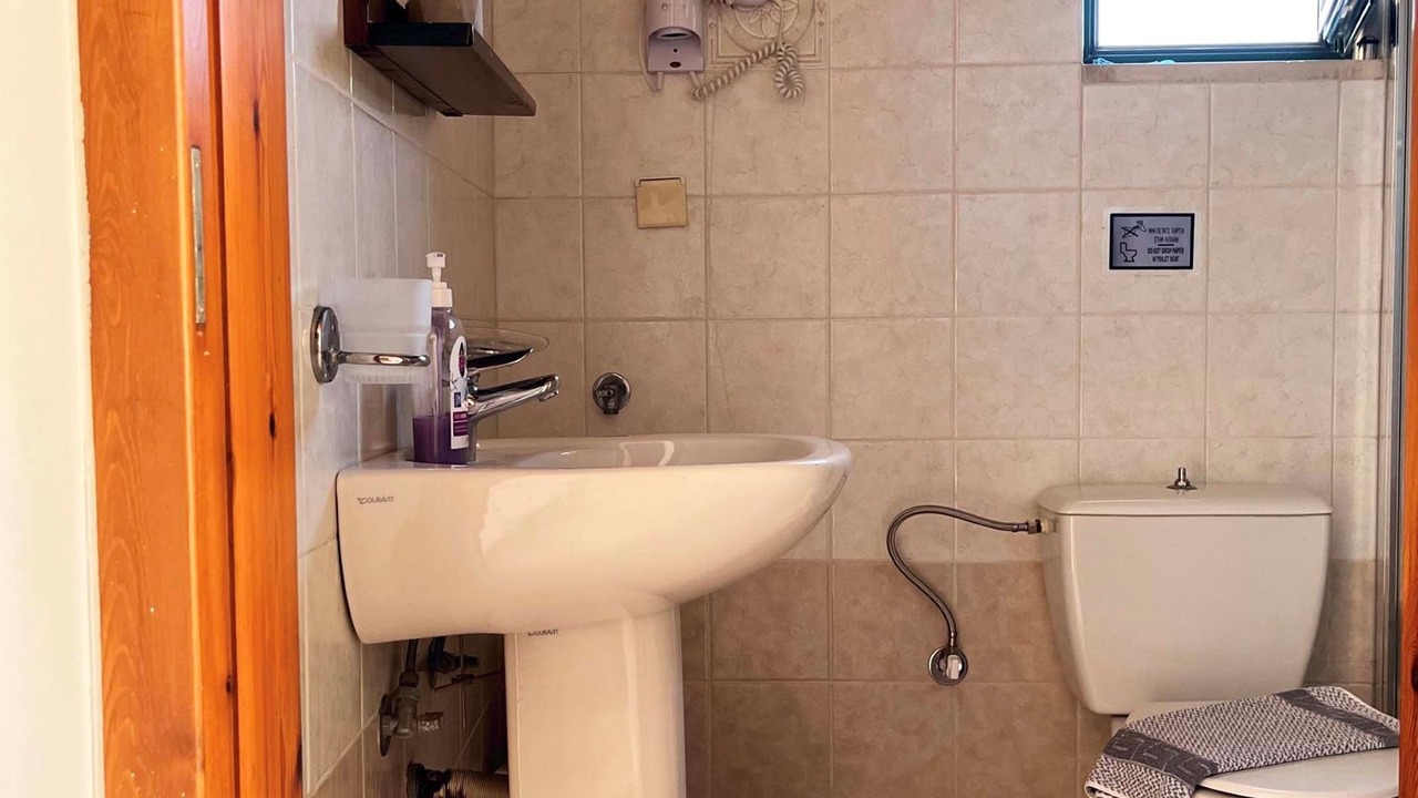 Photo of Bathroom in Chorafakia