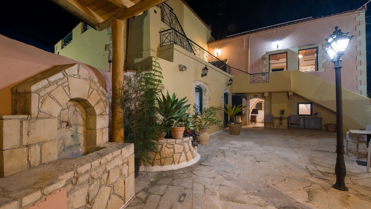 Photo of Patio Balcony in Chorafakia