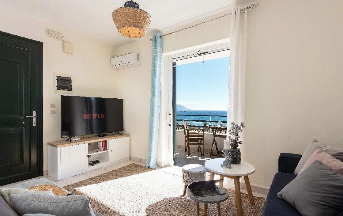 Photo of Livingroom in Glyfada