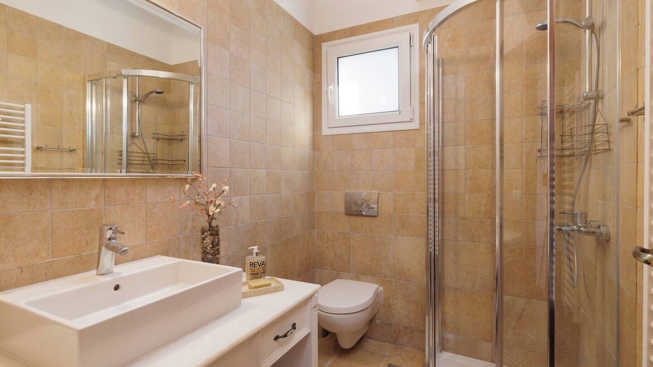 Photo of Bathroom in Molos