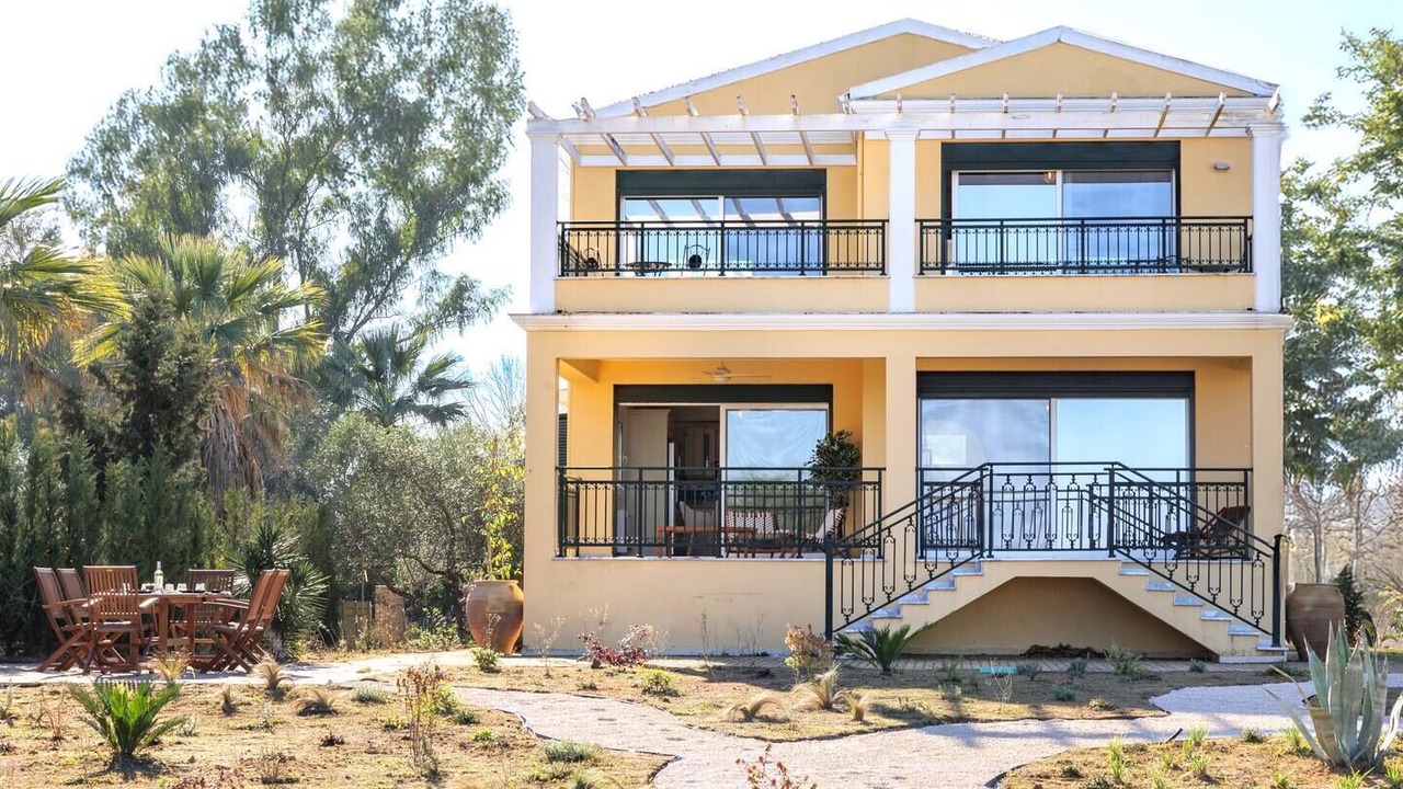 Photo of Outdoor in Molos