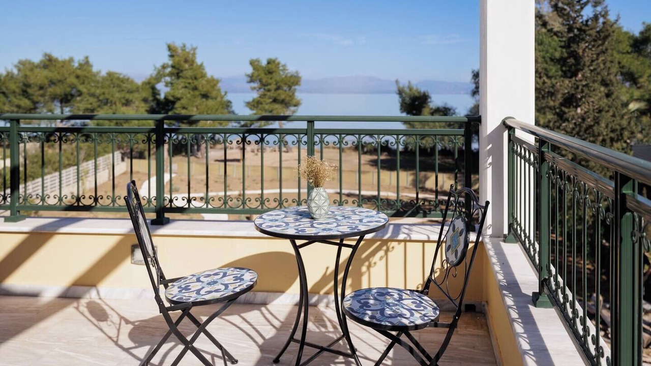 Photo of Patio Balcony in Molos