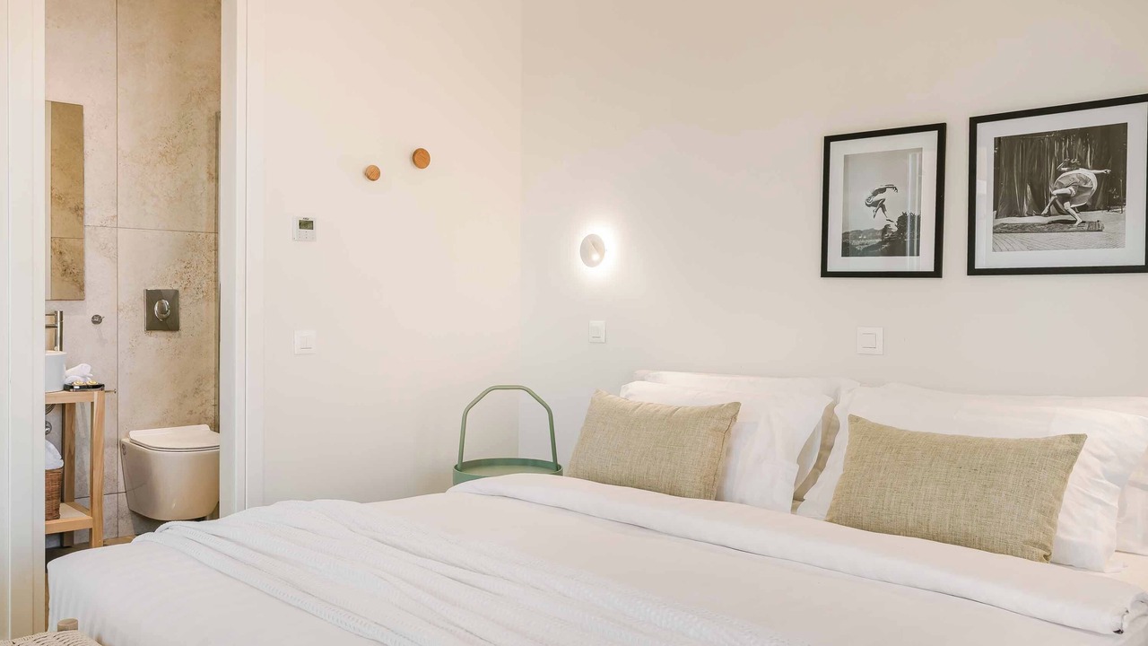 Photo of Bedroom in Chalikeri