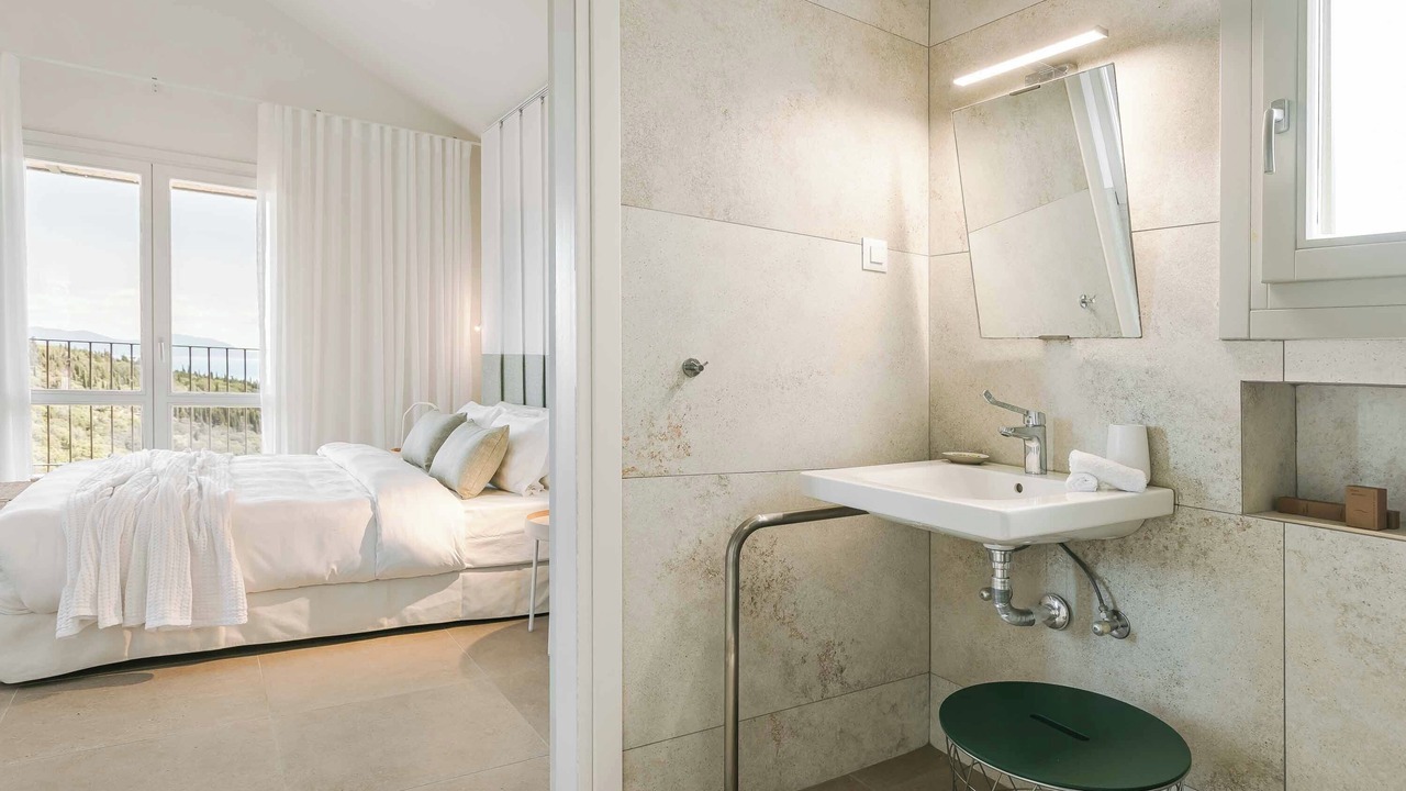 Photo of Bathroom in Chalikeri