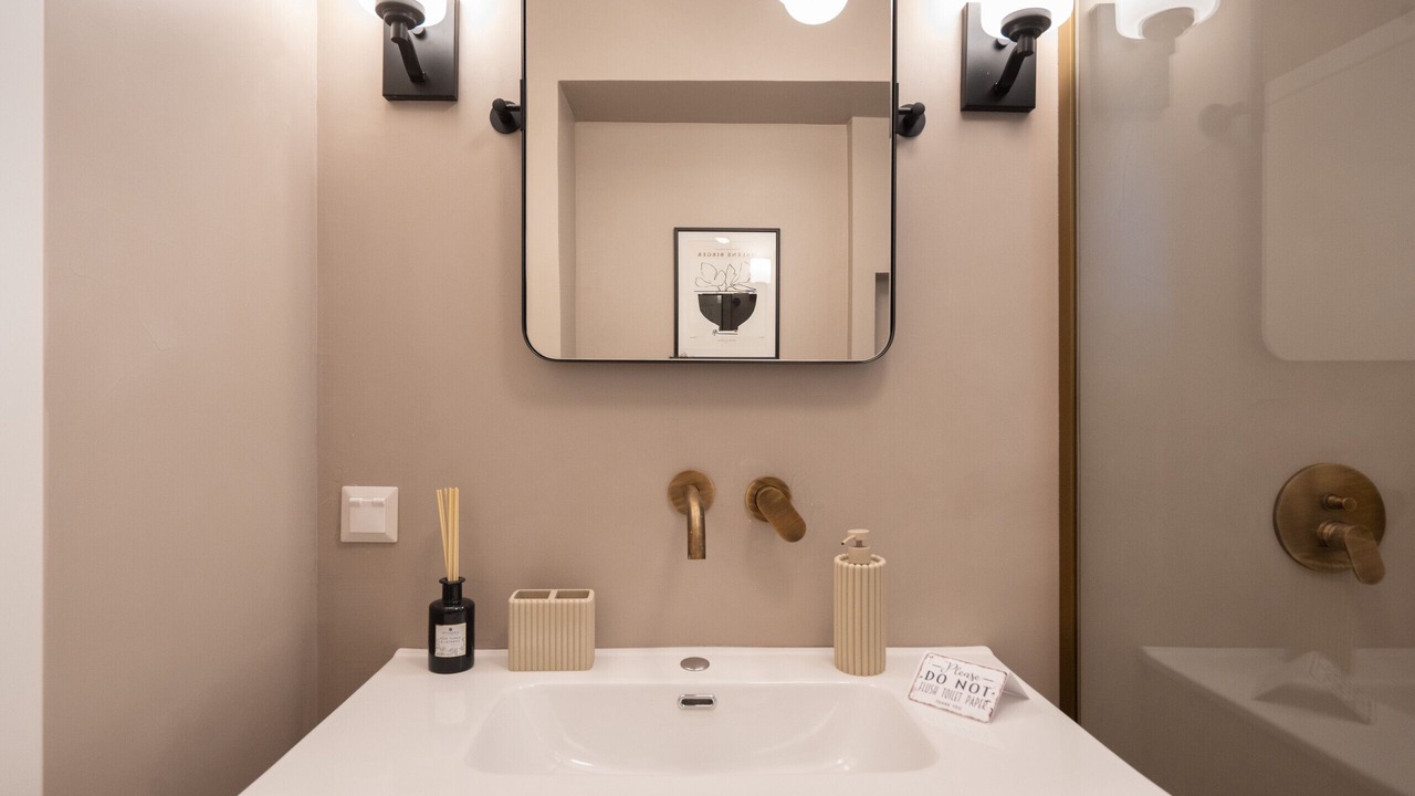 Photo of Bathroom in Petralona