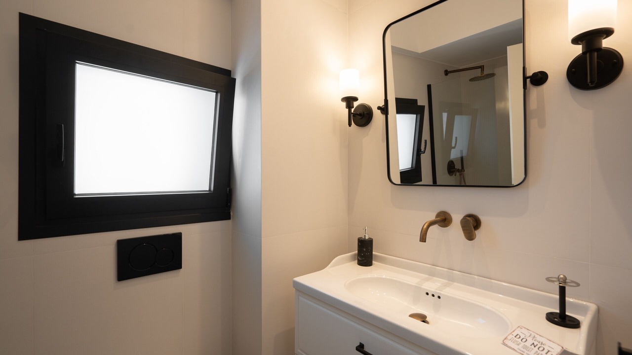 Photo of Bathroom in Petralona