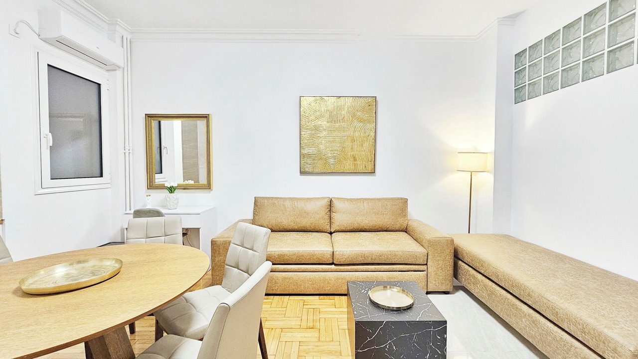 Photo of Livingroom in Attiki
