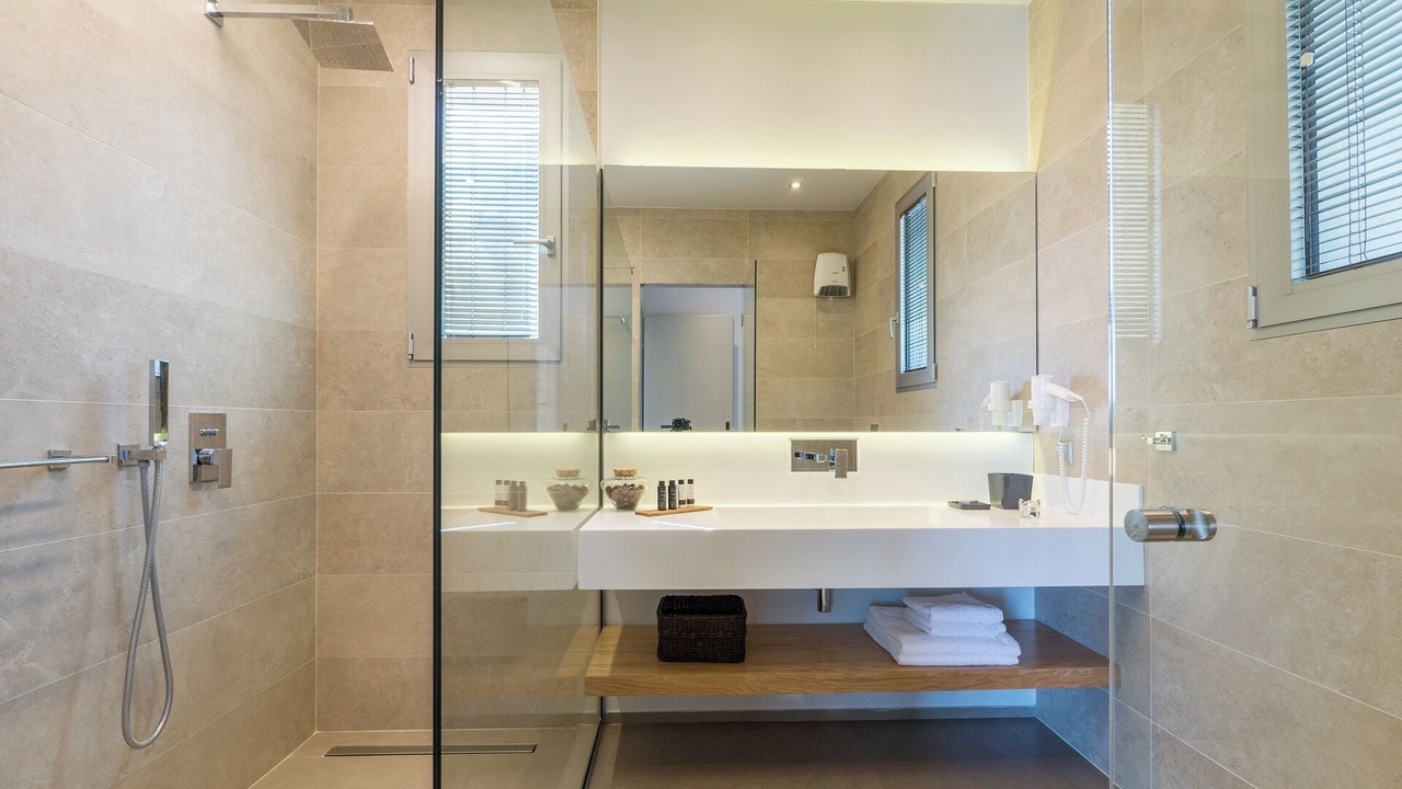 Photo of Bathroom in Spanokhorion