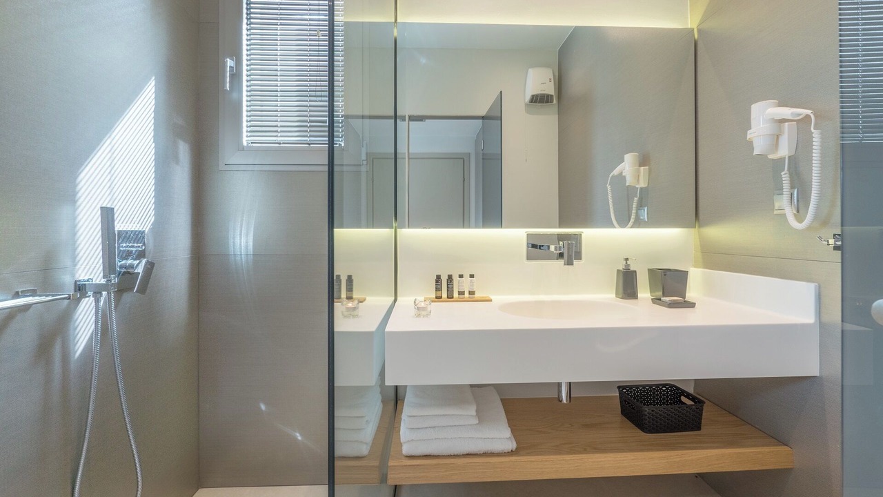 Photo of Bathroom in Spanokhorion