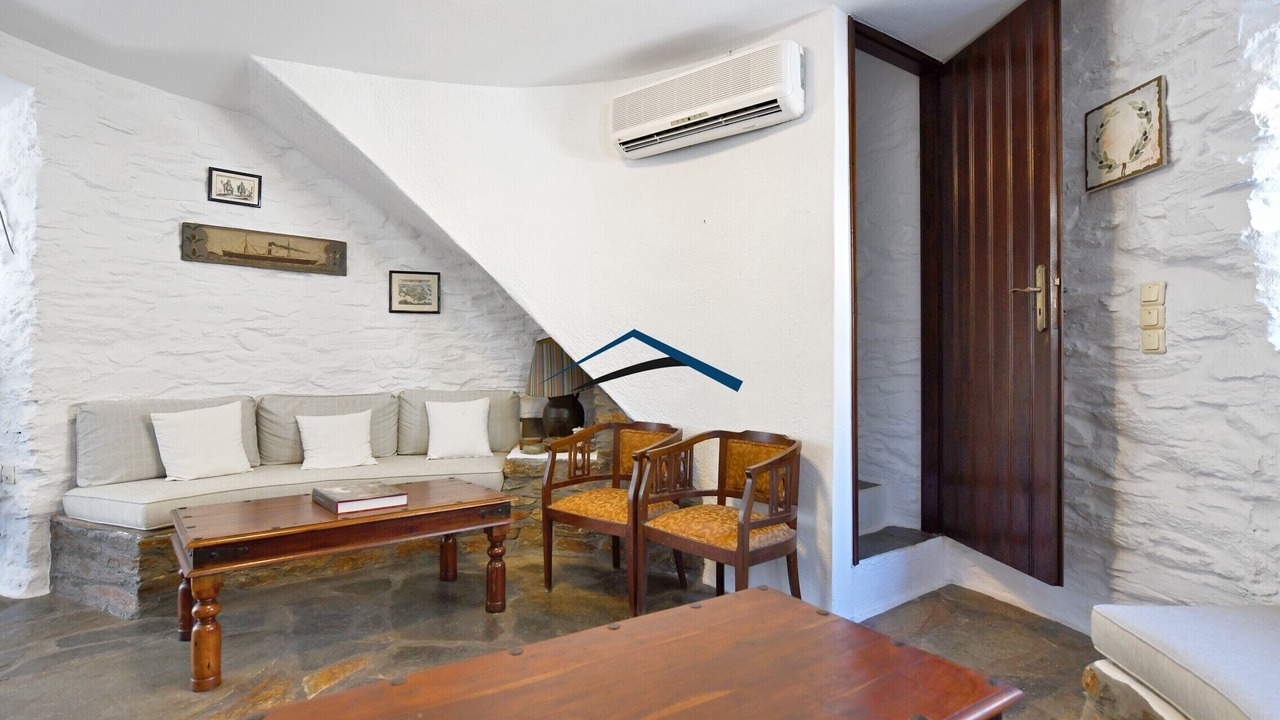 Photo of Bedroom in Koundouros