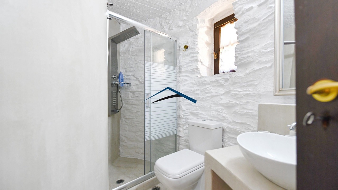 Photo of Bathroom in Koundouros