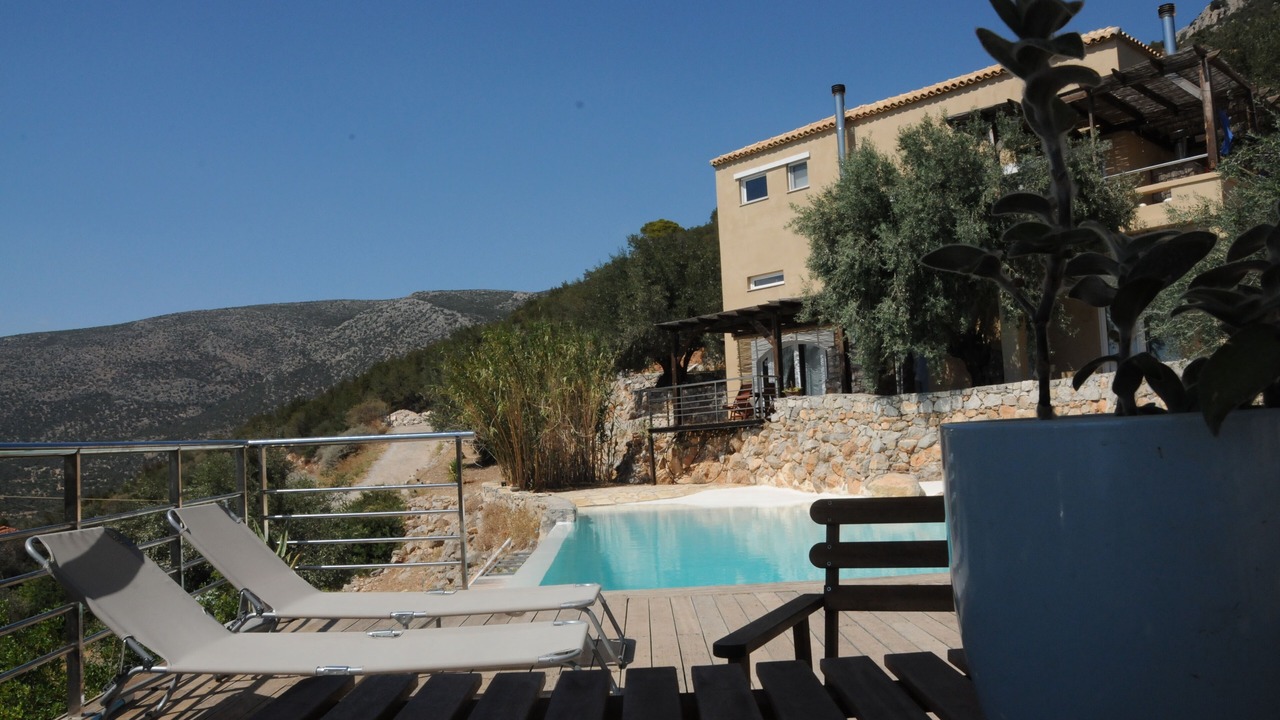 Photo of Outdoor in Alyki