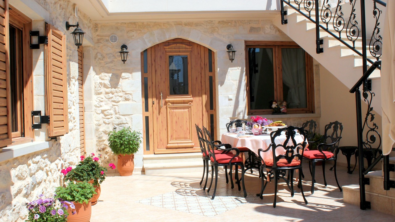 Photo of Outdoor in Monopari