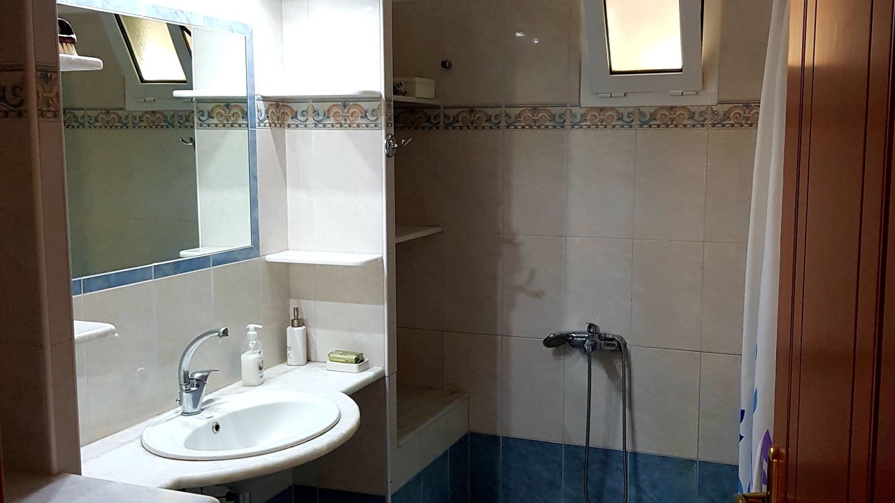 Photo of Bathroom in Petrokefalion