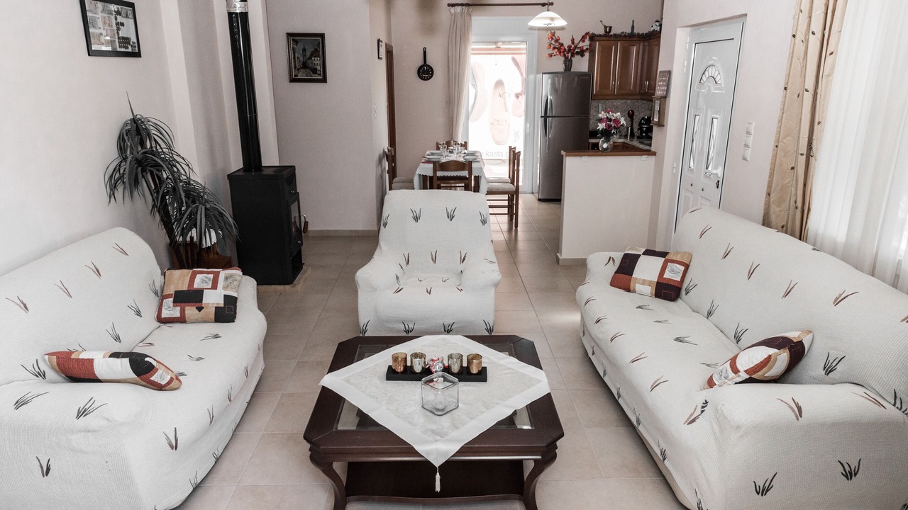 Photo of Livingroom in Petrokefalion