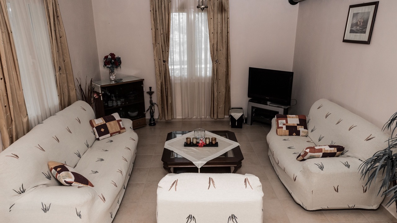 Photo of Livingroom in Petrokefalion