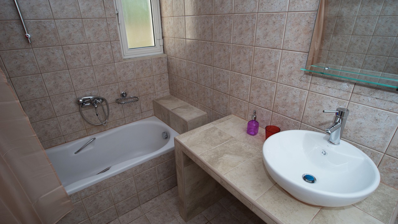Photo of Bathroom in Kalathas