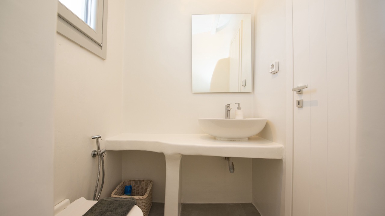 Photo of Bathroom in Agios Ioannis