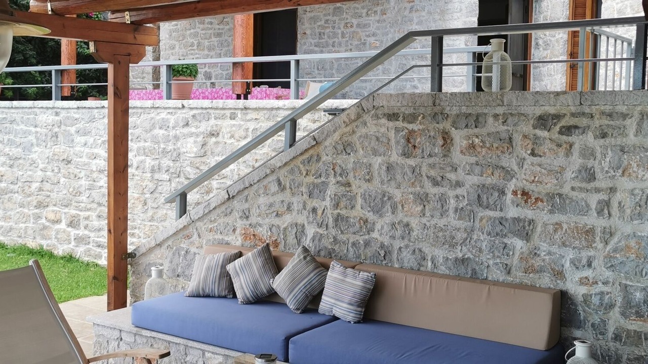 Photo of Outdoor in Melissopetra