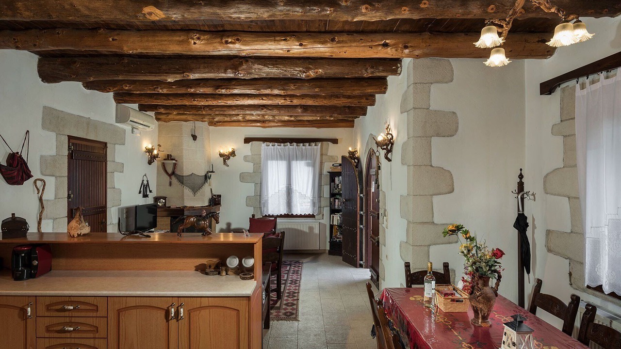 Photo of Bedroom in Maza