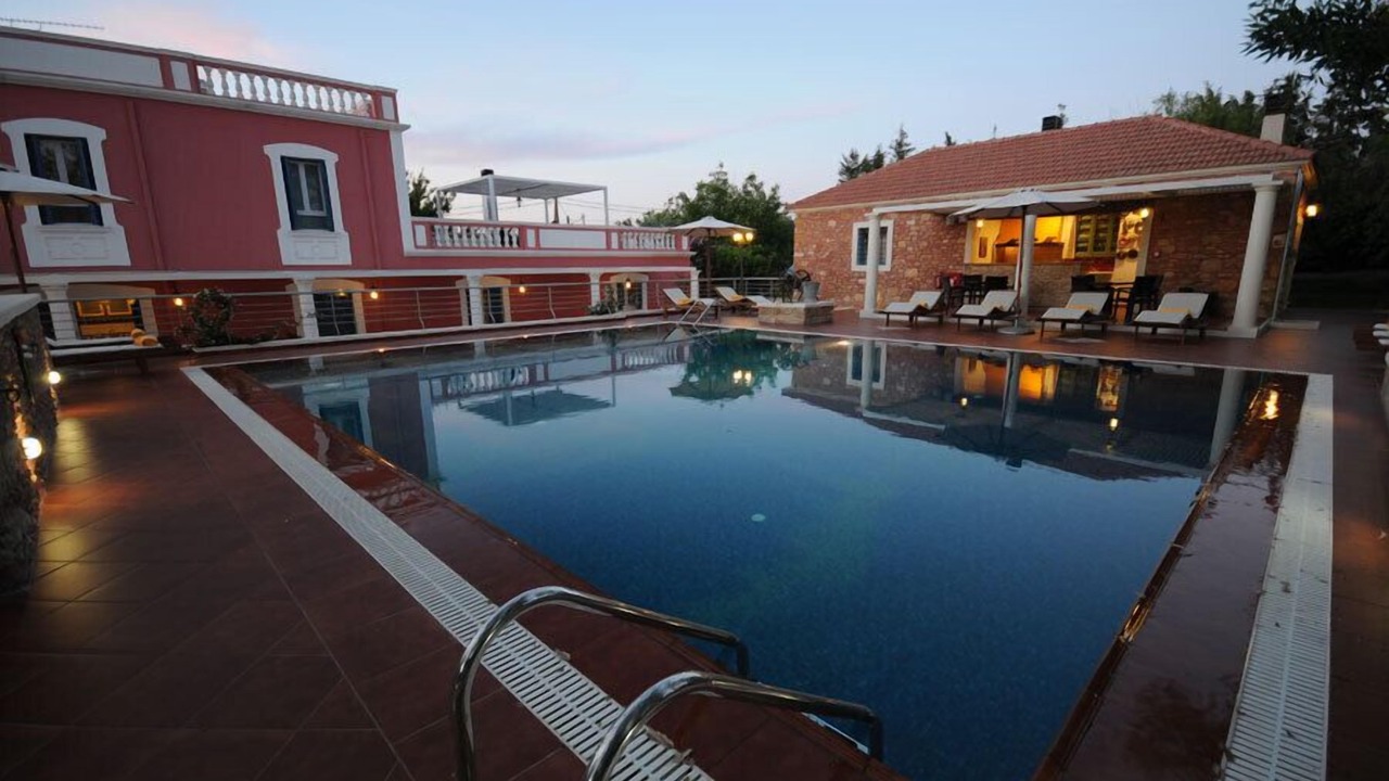 Photo of Outdoor in Pyrgos Psilonerou